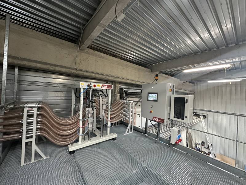 Alimentation matière centralisée 25 presses via 25 matières - DIJON